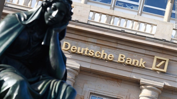 Deutsche Bank interdit les SMS